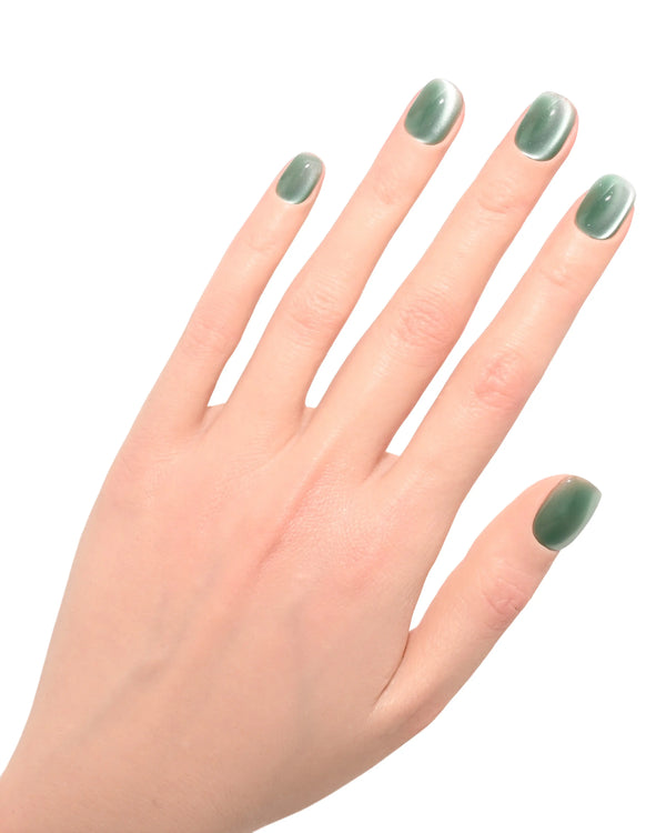 Dita femminili Verde Salvia Blubella finitura satinata stile minimalista naturale