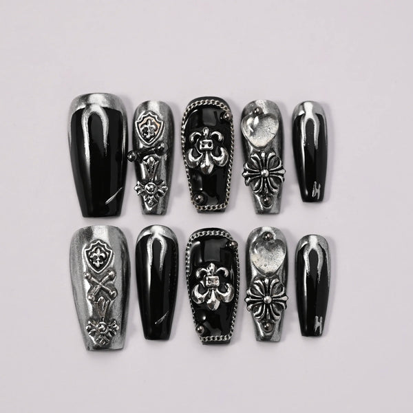 Gotico Artistico set alternativo - unghie finte in gel complete gothic handcrafted gel nails package collezione dark
